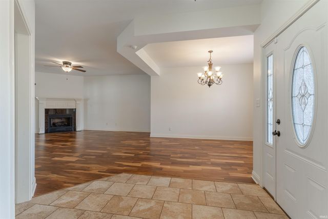 4448 Scarlet Hill, Evansville, IN 47725