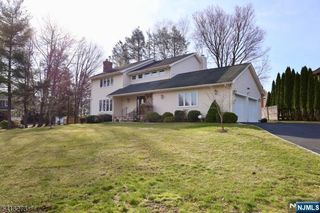 2 Edith Court, East Hanover Twp, NJ 07936