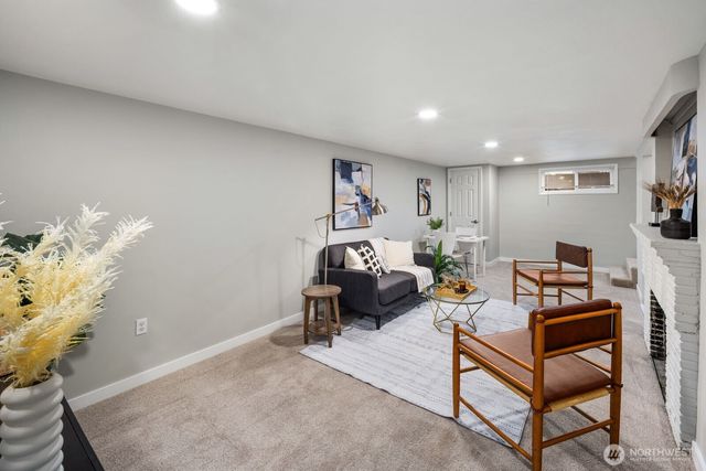 6306 S Bangor Street, Seattle, WA 98178