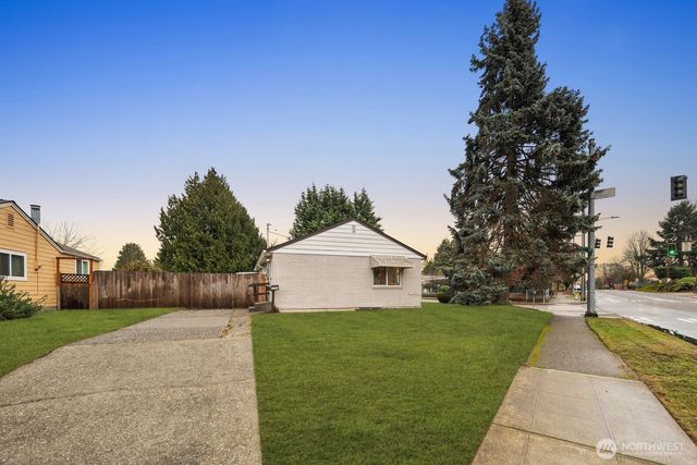 6306 S Bangor Street, Seattle, WA 98178