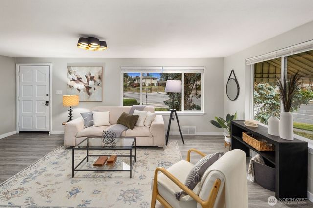 6306 S Bangor Street, Seattle, WA 98178