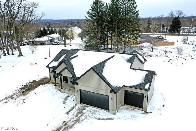 248 Robbies Run, Cortland, OH 44410