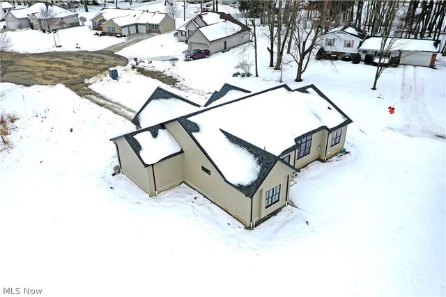 248 Robbies Run, Cortland, OH 44410