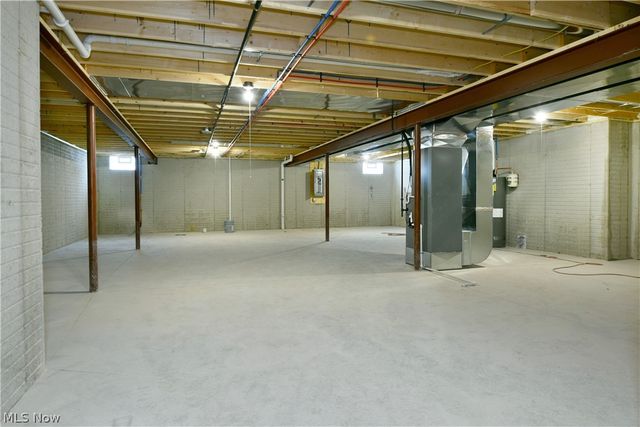 248 Robbies Run, Cortland, OH 44410