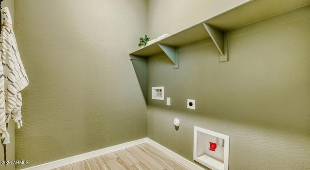 3352 E AGLIO Avenue, San Tan Valley, AZ 85143