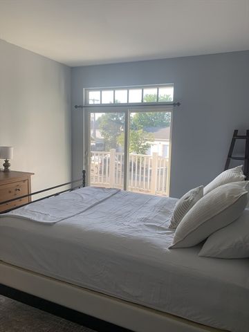 614 Pond St 1214, Braintree, MA 02184
