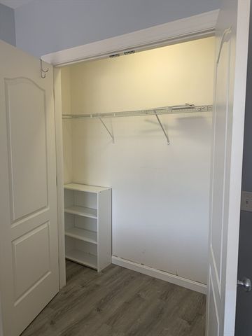 614 Pond St 1214, Braintree, MA 02184