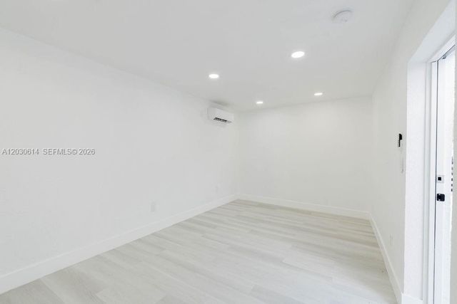 2101 SW 16th Ter, Miami, FL 33145