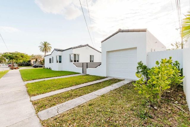 2101 SW 16th Ter, Miami, FL 33145