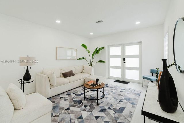 2101 SW 16th Ter, Miami, FL 33145