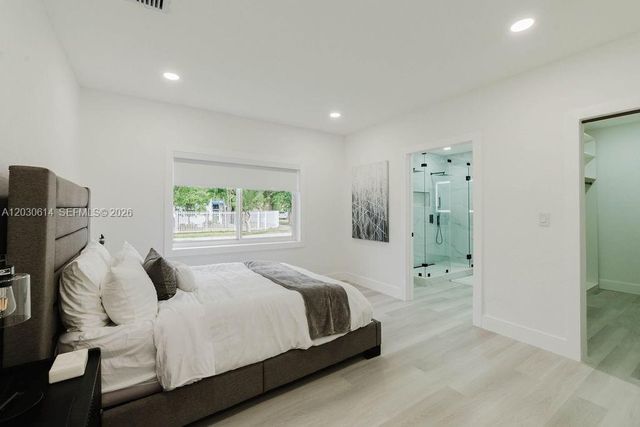 2101 SW 16th Ter, Miami, FL 33145