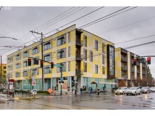 1455 N KILLINGSWORTH St 417, Portland, OR 97217