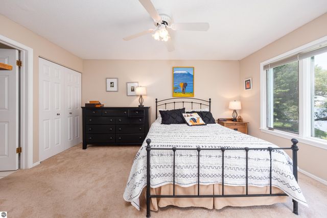 730 Centre Place # 18, Traverse City, MI 49684