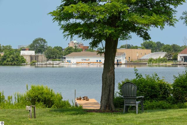 730 Centre Place # 18, Traverse City, MI 49684