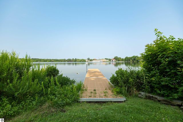 730 Centre Place # 18, Traverse City, MI 49684