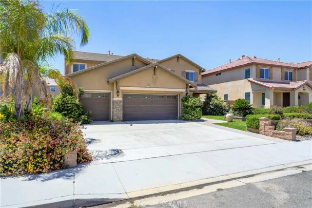 11823 Nyack Road, Victorville, CA 92392