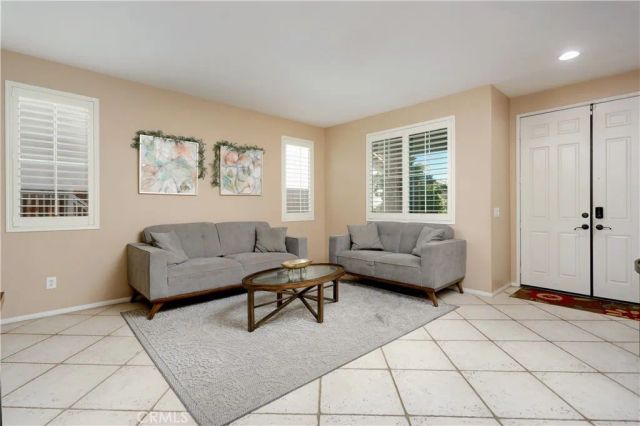 11823 Nyack Road, Victorville, CA 92392