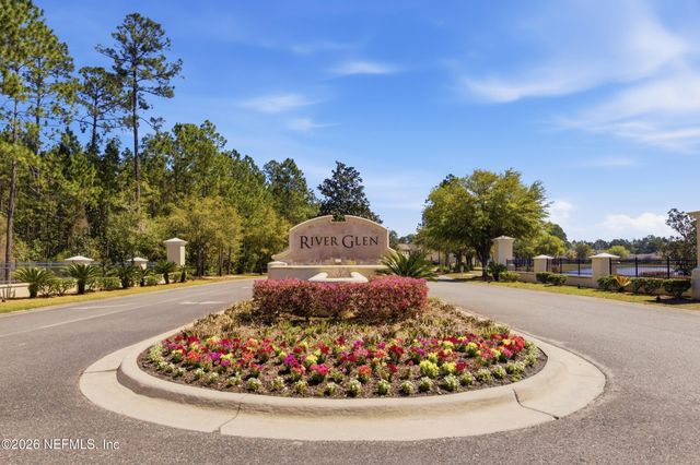 65784 EDGEWATER Drive, Yulee, FL 32097