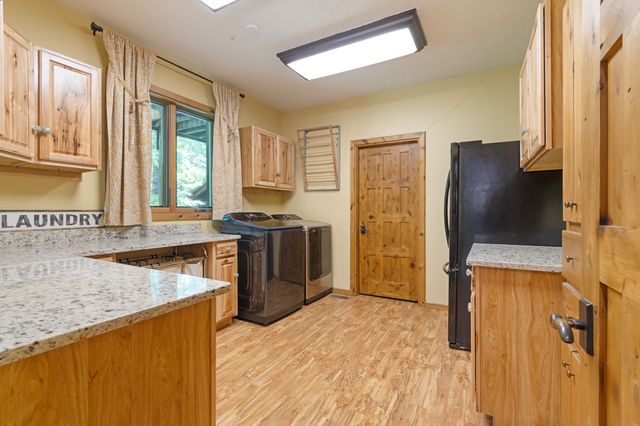 1635 Right Prong Blue Buck Road, Duck River, TN 38454