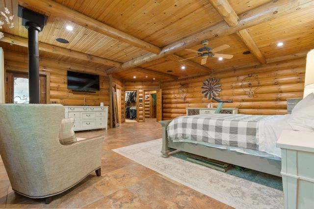 1635 Right Prong Blue Buck Road, Duck River, TN 38454