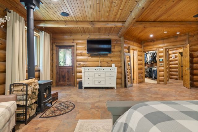 1635 Right Prong Blue Buck Road, Duck River, TN 38454