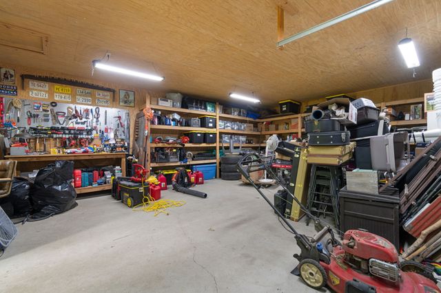 1635 Right Prong Blue Buck Road, Duck River, TN 38454