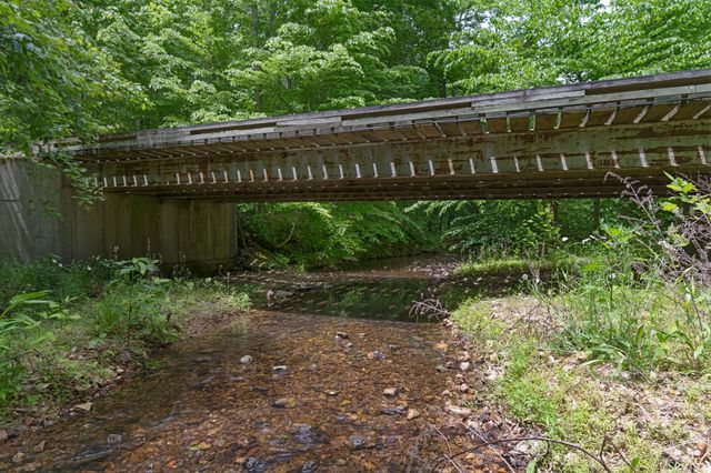1635 Right Prong Blue Buck Road, Duck River, TN 38454