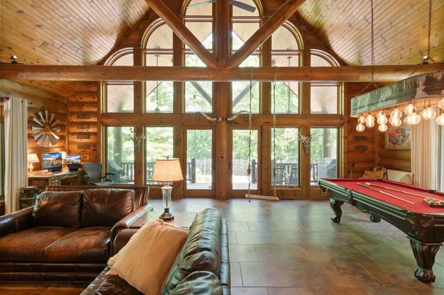 1635 Right Prong Blue Buck Road, Duck River, TN 38454