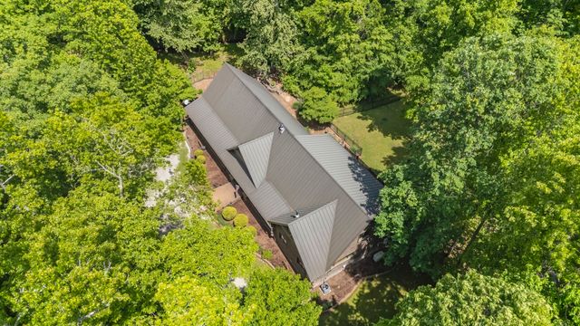 1635 Right Prong Blue Buck Road, Duck River, TN 38454