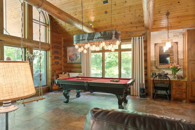 1635 Right Prong Blue Buck Road, Duck River, TN 38454