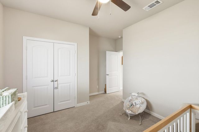 104 Oak Grove Drive, Rhome, TX 76078