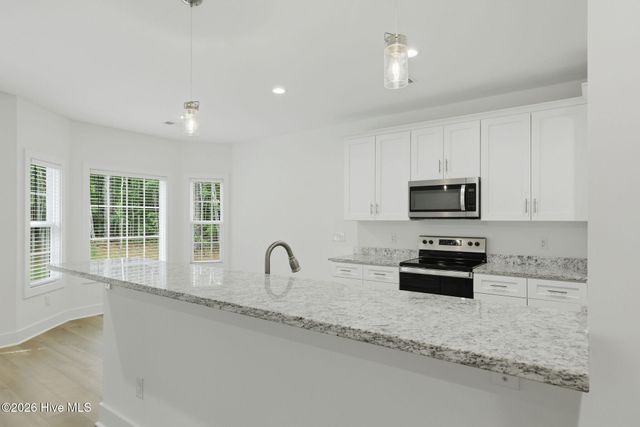 548 Briarwood Drive NW, Calabash, NC 28467