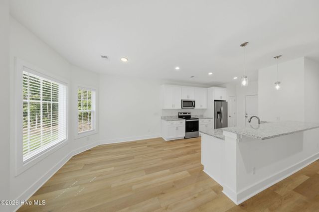 548 Briarwood Drive NW, Calabash, NC 28467