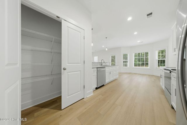548 Briarwood Drive NW, Calabash, NC 28467