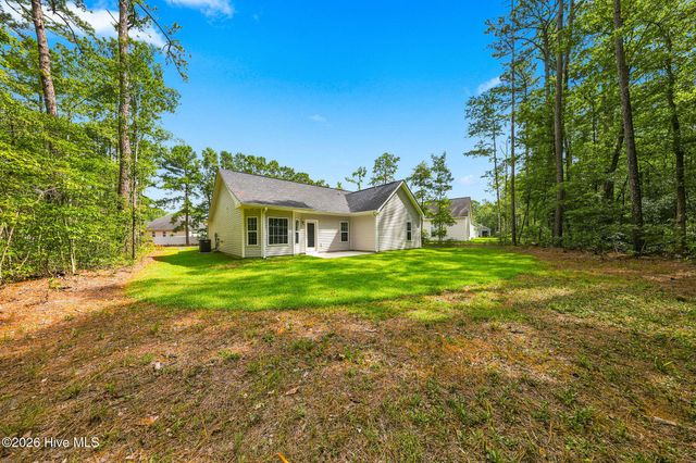 548 Briarwood Drive NW, Calabash, NC 28467