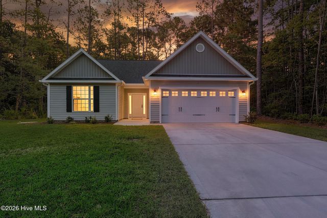 548 Briarwood Drive NW, Calabash, NC 28467