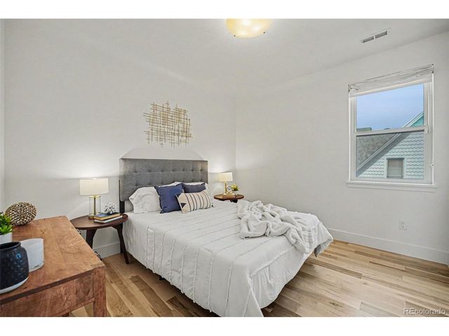 3027 Meade St, Denver, CO 80211