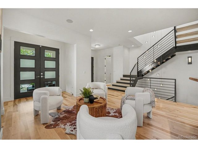 3027 Meade St, Denver, CO 80211