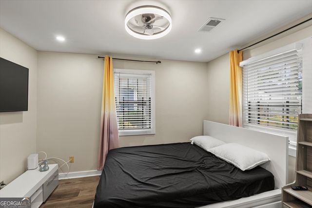 2100 Tiger Flowers Drive, Atlanta, GA 30314