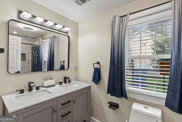 2100 Tiger Flowers Drive, Atlanta, GA 30314