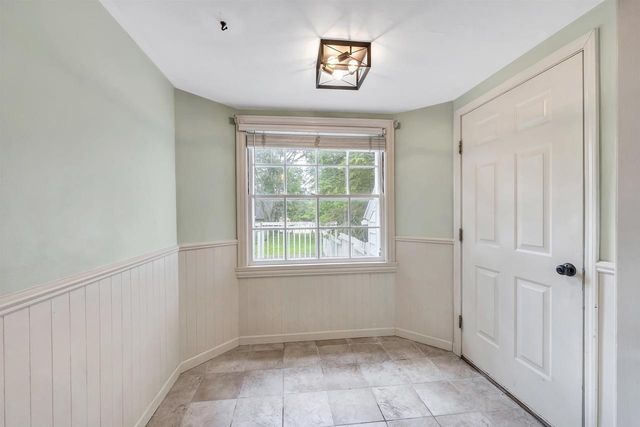 115 E MISSION ROAD, Green Bay, WI 54301