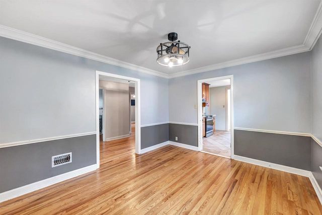115 E MISSION ROAD, Green Bay, WI 54301