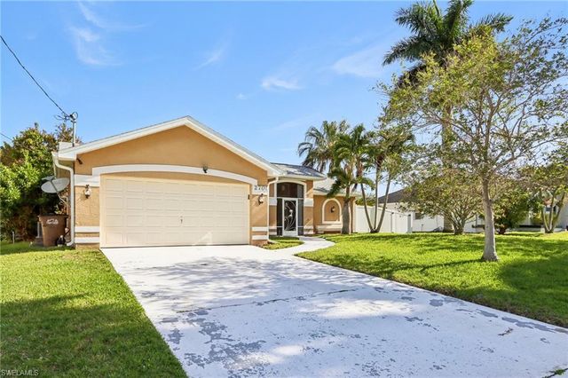 2701 SW 37th TER, Cape Coral, FL 33914
