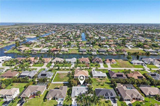 2701 SW 37th TER, Cape Coral, FL 33914