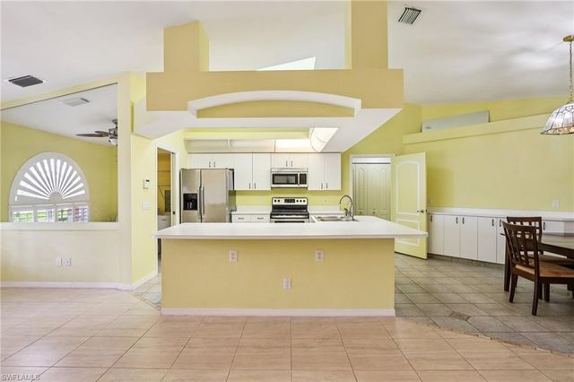 2701 SW 37th TER, Cape Coral, FL 33914