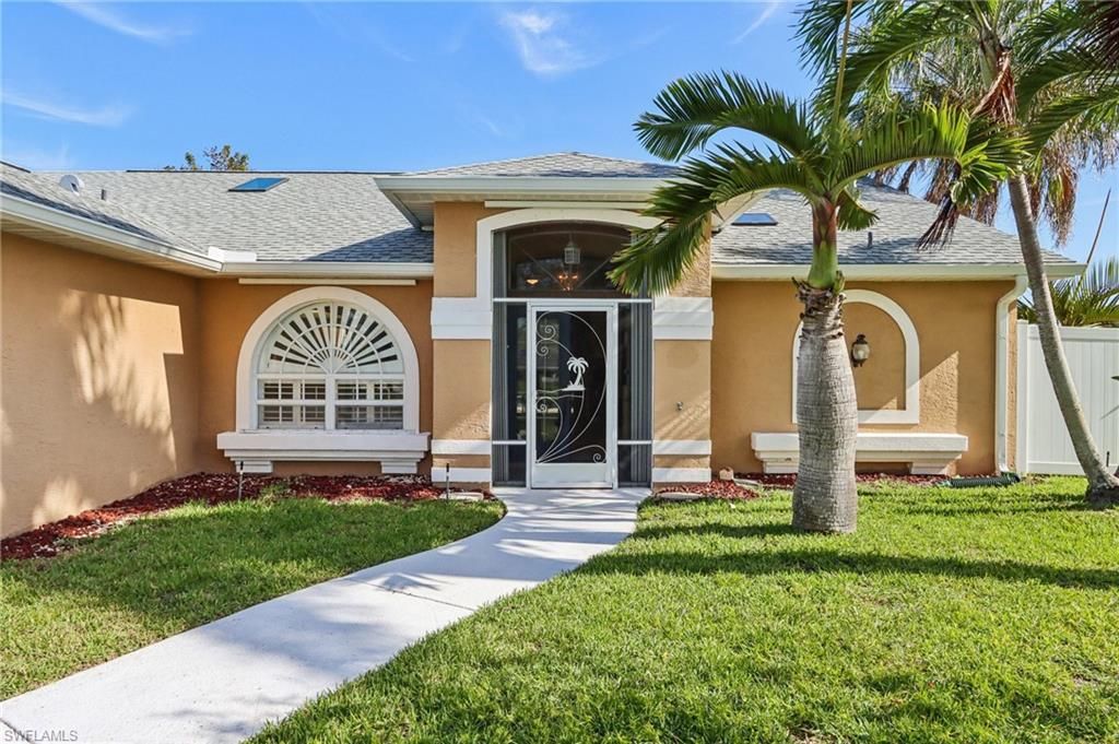 2701 SW 37th TER, Cape Coral, FL 33914