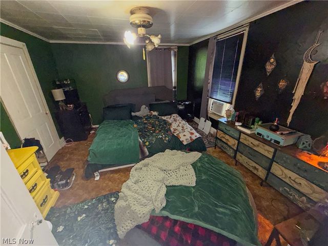 1013 Bradshaw Avenue, East Liverpool, OH 43920