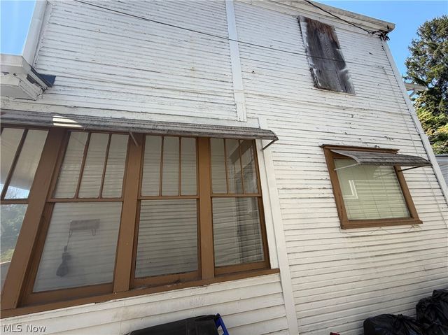 1013 Bradshaw Avenue, East Liverpool, OH 43920