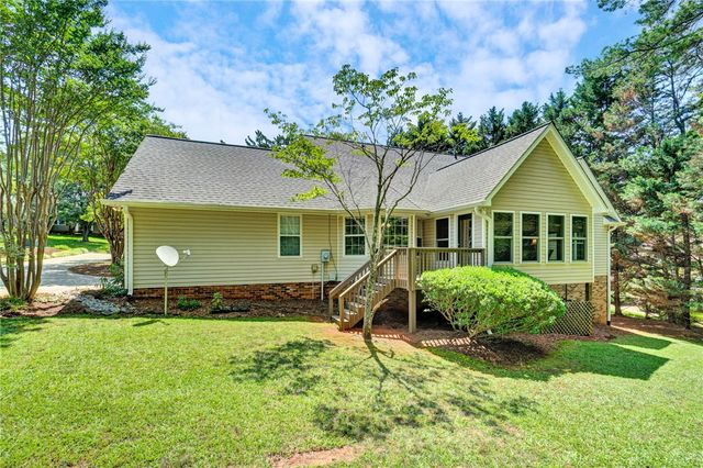 111 Weatherstone Drive, Central, SC 29630