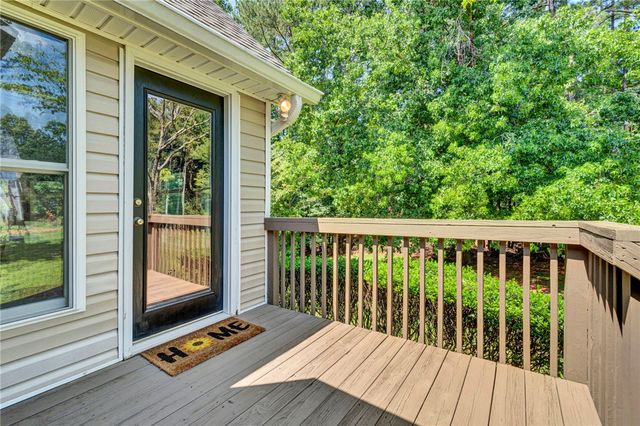 111 Weatherstone Drive, Central, SC 29630